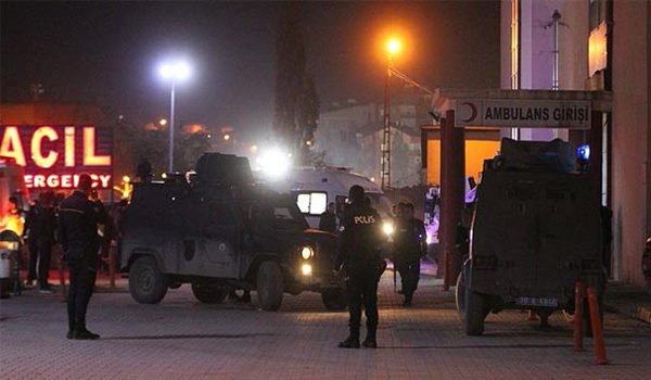 Li Şemzîna teqîn 25 efser birîndarin û 7 jî windane