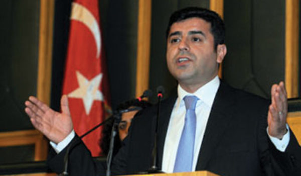 Demirtaş berendamê HDPê yê Serokkomariya Tirkiyeye